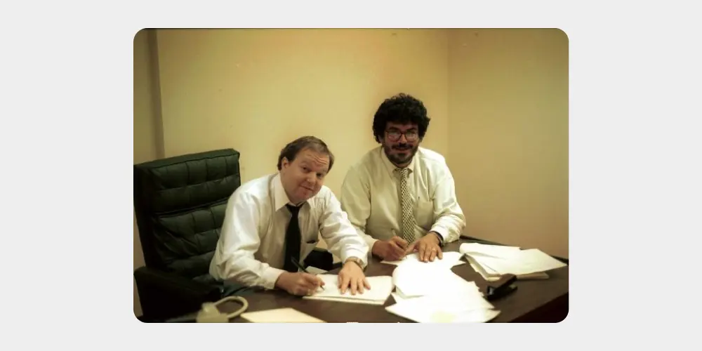 Randy Wood & Ed Iacobucci sign Series A Funding documents