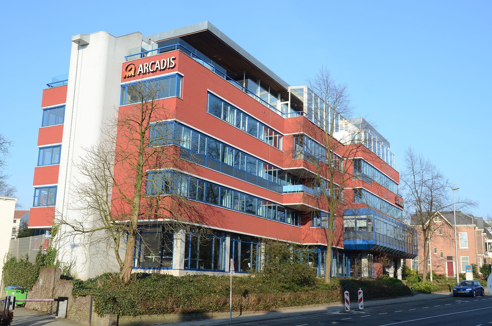 Why The Arcadis Visualization Team Chose Oracle & Softdrive Over Microsoft Azure